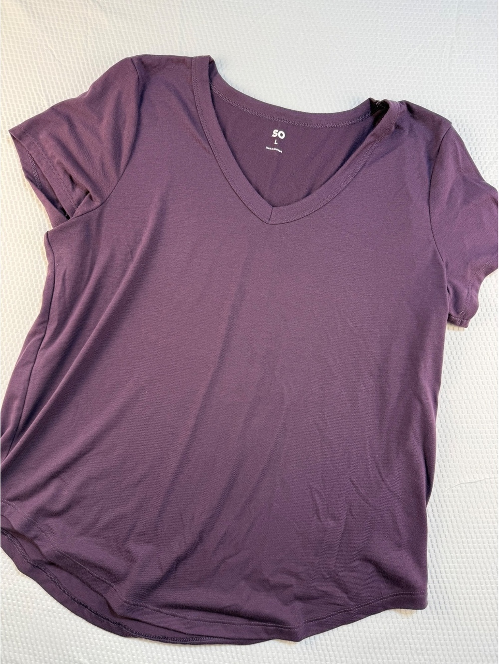 SO Womens Large Purple V Neck Short Sleeve T Shirt Soft Stretch Minimalist